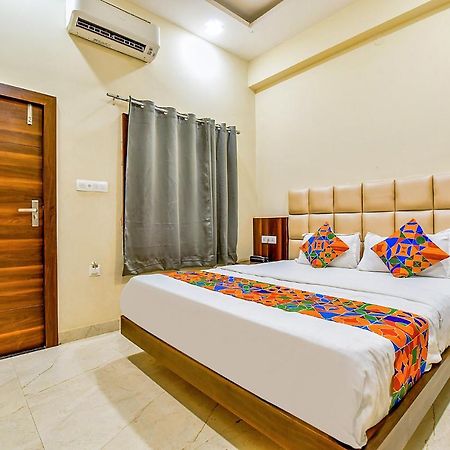 Hotel Fabexpress Dosa Plaza Udajpur Exteriér fotografie