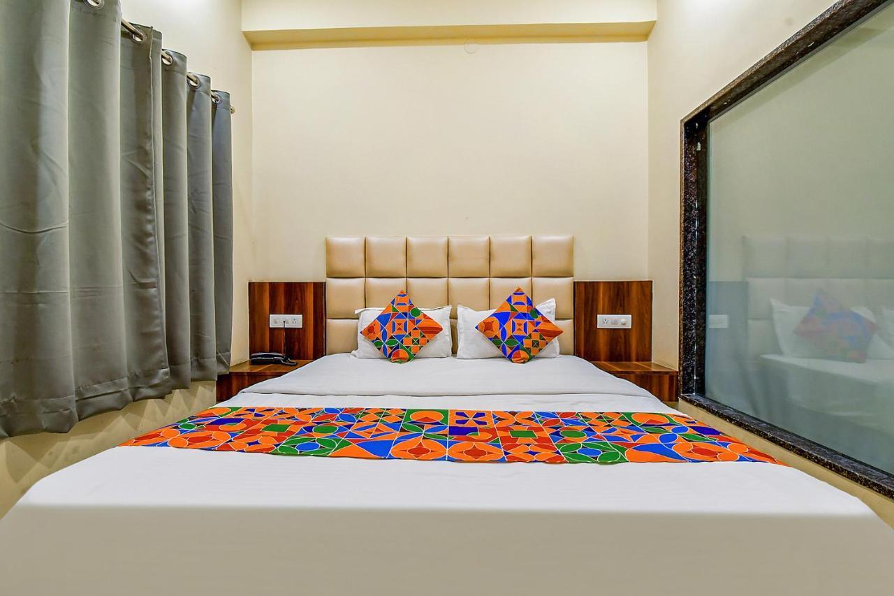 Hotel Fabexpress Dosa Plaza Udajpur Exteriér fotografie