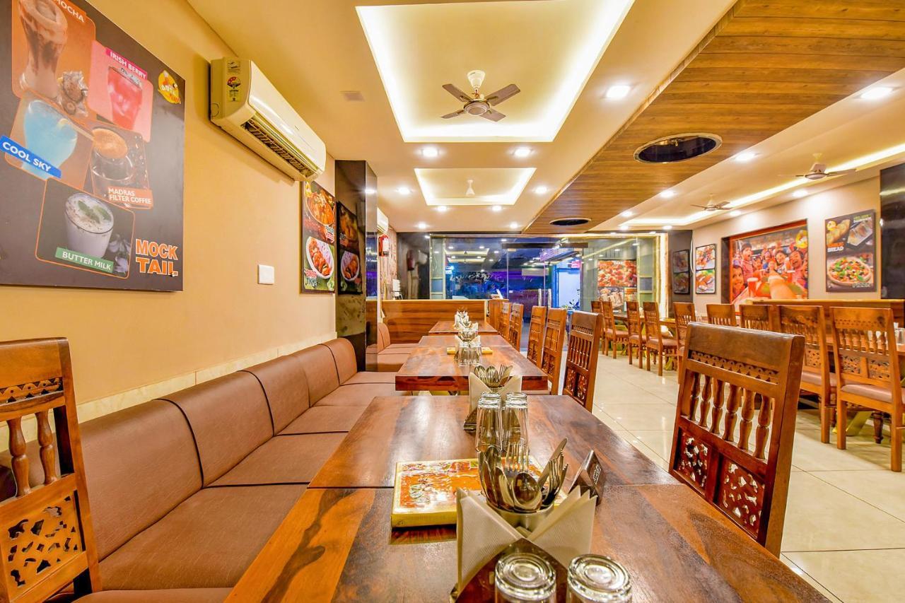 Hotel Fabexpress Dosa Plaza Udajpur Exteriér fotografie