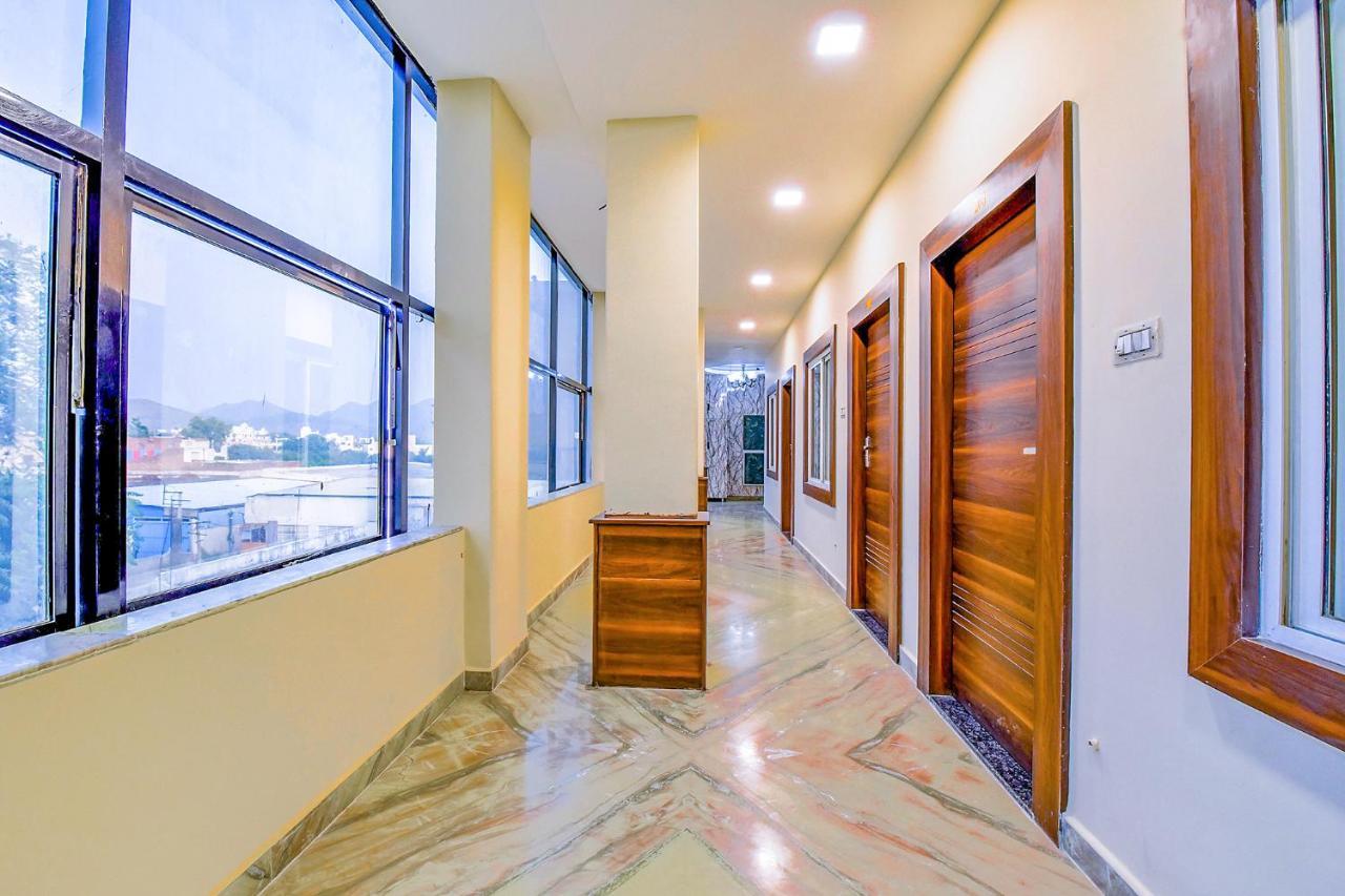 Hotel Fabexpress Dosa Plaza Udajpur Exteriér fotografie