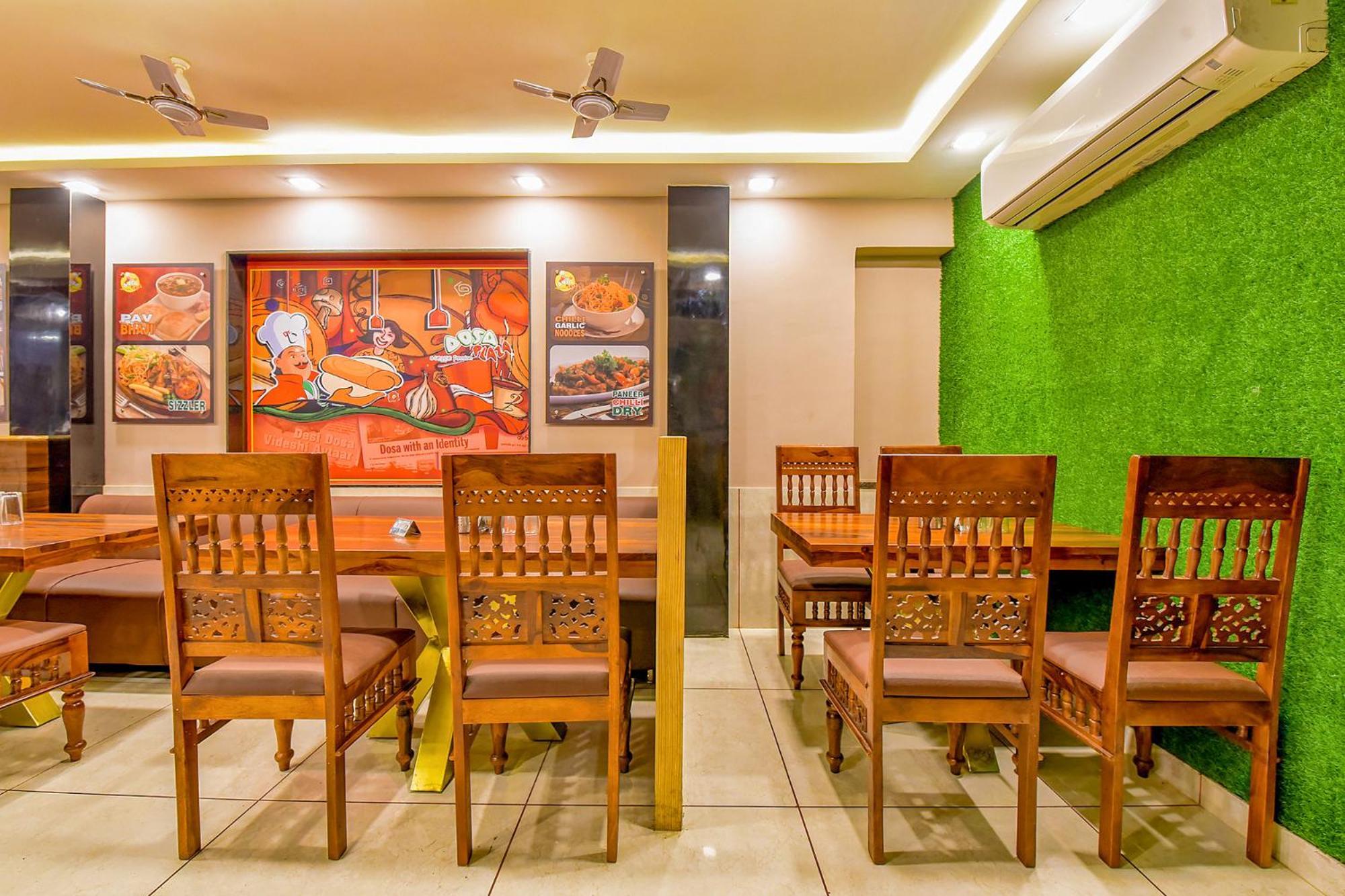 Hotel Fabexpress Dosa Plaza Udajpur Exteriér fotografie