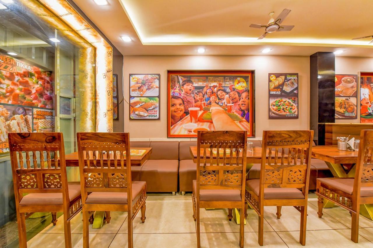 Hotel Fabexpress Dosa Plaza Udajpur Exteriér fotografie
